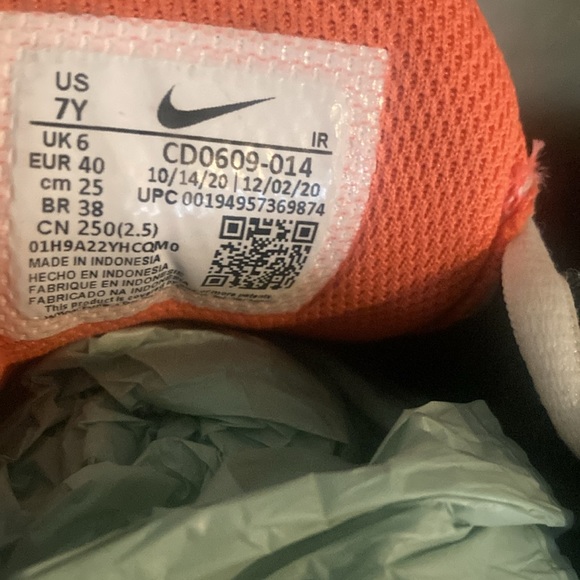 Nike Air Max Plus sneakers 7Y Excellent Condition look at pictures - Picture 10 of 10